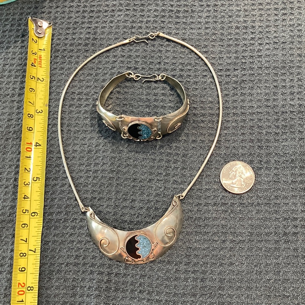 Silver costume jewelry necklace/ bracelet set